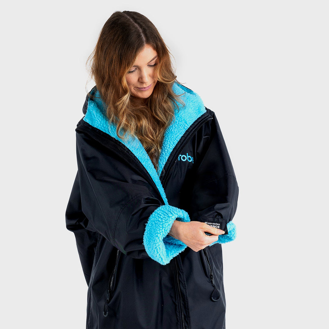 Dryrobe Advance Long Sleeve Change Robe V3 - Black/Blue